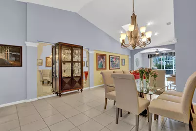 9531 Crescent View Drive N, Boynton Beach, FL 33437 - Photo 13