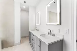 182 Lake Dr, Singer Island, FL 33404 - Photo 25