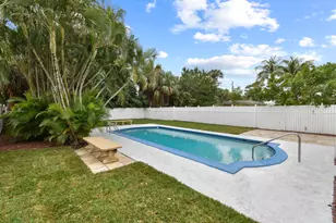 214 Seville Rd, West Palm Beach, FL 33405 - Photo 33