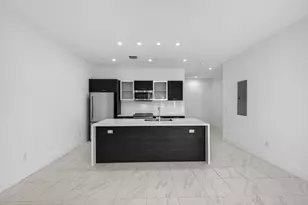 1044 NE 18th Ave, Fort Lauderdale, FL 33304 - Photo 9