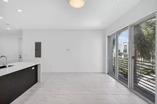 1044 NE 18th Ave, Fort Lauderdale, FL 33304 - Photo 11