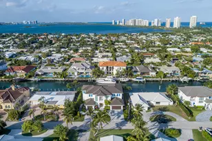 1180 Bimini Ln, Singer Island, FL 33404 - Photo 31