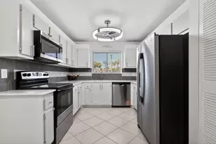 7770 Tahiti Ln, Lake Worth, FL 33467 - Photo 5