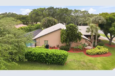 2490 Deer Creek Lob Lolly Lane, Deerfield Beach, FL 33442 - Photo 33