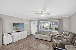 111 Shore Ct, North Palm Beach, FL 33408 - Photo 5