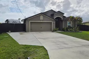 2198 SW Algiers St, Port Saint Lucie, FL 34953 - Photo 5