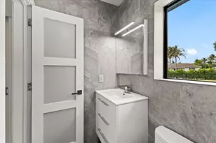 1049 W Palmetto Park Rd, Boca Raton, FL 33486 - Photo 19