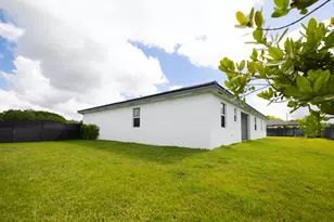 16910 SW 288th Ter, Homestead, FL 33030 - Photo 17