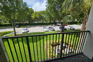 630 S Park Rd, Hollywood, FL 33021 - Photo 11