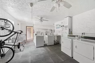 670 Tennis Club Dr, Fort Lauderdale, FL 33311 - Photo 17