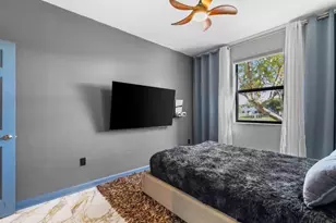 9331 W 35th Ave, Hialeah, FL 33018 - Photo 29
