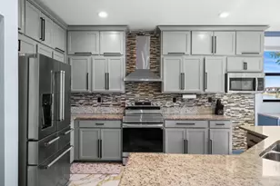 9331 W 35th Ave, Hialeah, FL 33018 - Photo 5