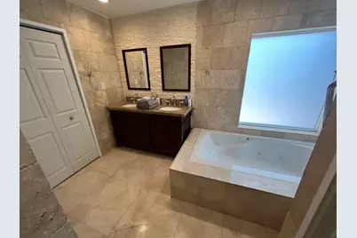 9664 W Lake Court, Boca Raton, FL 33434 - Photo 11