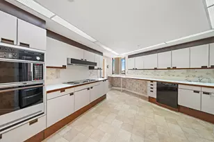 100 Lakeshore Dr, North Palm Beach, FL 33408 - Photo 13