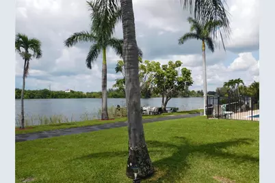 960 Crystal Lake Drive #201, Deerfield Beach, FL 33064 - Photo 3
