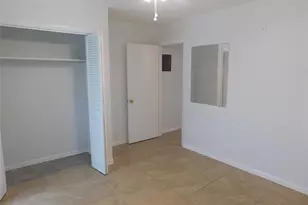 960 Crystal Lake Dr, Deerfield Beach, FL 33064 - Photo 27