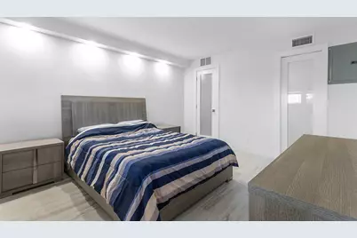 1160 Hillsboro Mile #305, Hillsboro Beach, FL 33062 - Photo 13
