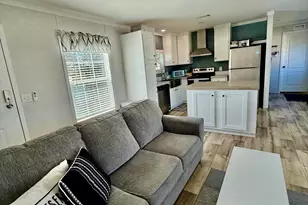 8002 SE Skylark Ave, Hobe Sound, FL 33455 - Photo 13