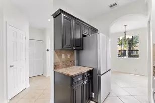6051 SW 19th Ct, North Lauderdale, FL 33068 - Photo 7