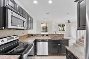 6051 SW 19th Ct, North Lauderdale, FL 33068 - Photo 5