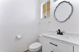 6051 SW 19th Ct, North Lauderdale, FL 33068 - Photo 15