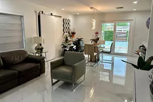 2742 Cherokee Ct, West Palm Beach, FL 33406 - Photo 3