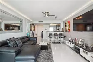 333 NE 21st Ave, Deerfield Beach, FL 33441 - Photo 9