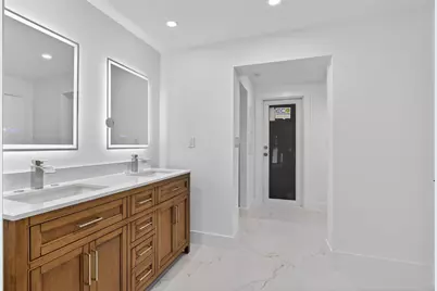4701 NW 1st Place, Deerfield Beach, FL 33442 - Photo 31