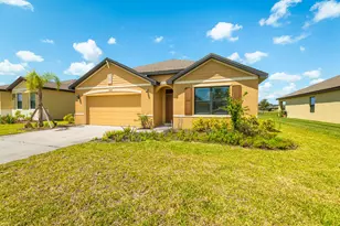 9808 SW Triton Wy, Port Saint Lucie, FL 34987 - Photo 3