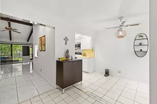 6783 Tiburon Cir, Boca Raton, FL 33433 - Photo 3