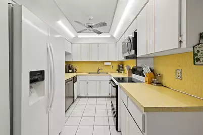 6783 Tiburon Circle, Boca Raton, FL 33433 - Photo 5