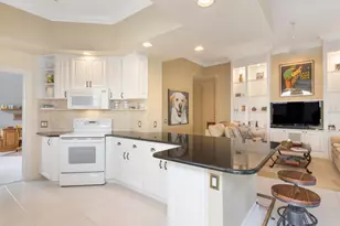 8292 Dominica Pl, Wellington, FL 33414 - Photo 11