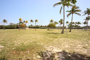 270 Bella Vista Ct N, Jupiter, FL 33477 - Photo 29