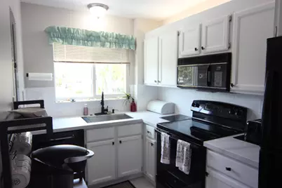 270 Bella Vista Court N #70, Jupiter, FL 33477 - Photo 11