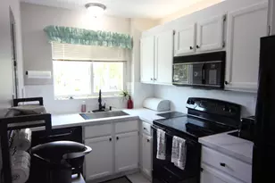270 Bella Vista Ct N, Jupiter, FL 33477 - Photo 11