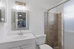1020 Manor Dr, Palm Springs, FL 33461 - Photo 25
