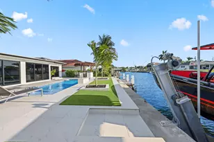 5641 Bayview Dr, Fort Lauderdale, FL 33308 - Photo 9