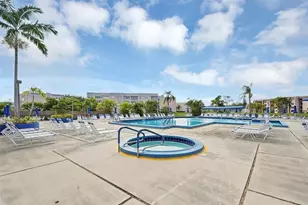 8901 Sunrise Lakes Blvd, Sunrise, FL 33322 - Photo 17