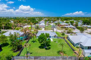 5064 SE Horseshoe Point Rd, Stuart, FL 34997 - Photo 31