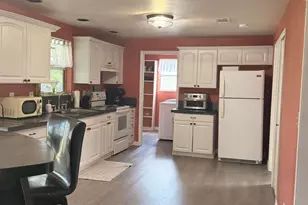 1881 SE Manth Ln, Port Saint Lucie, FL 34983 - Photo 5
