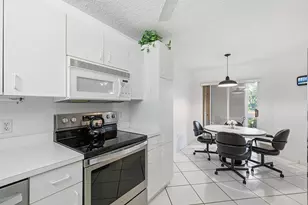 2503 N Nob Hill Rd, Sunrise, FL 33322 - Photo 25