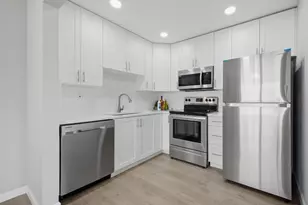 801 Flanders Q, Delray Beach, FL 33484 - Photo 3
