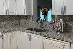 6703 NW 73rd St, Tamarac, FL 33321 - Photo 17