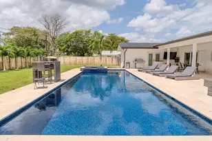 7520 NW 8th Ct, Plantation, FL 33317 - Photo 25