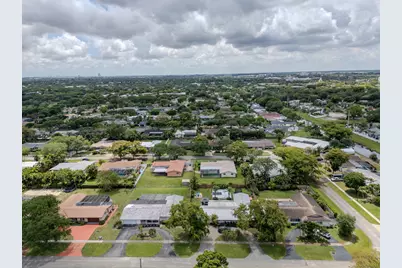 7520 NW 8th Court, Plantation, FL 33317 - Photo 31