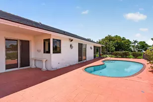 8725 Banyan Ct, Tamarac, FL 33321 - Photo 11