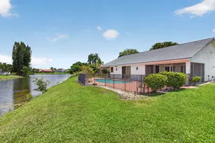8725 Banyan Ct, Tamarac, FL 33321 - Photo 3
