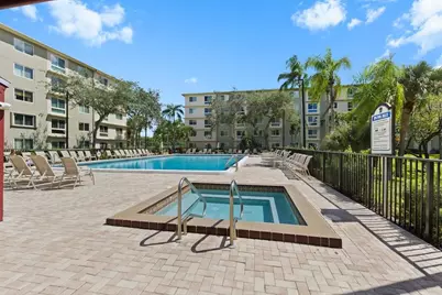 2106 S Cypress Bend Drive #506, Pompano Beach, FL 33069 - Photo 31