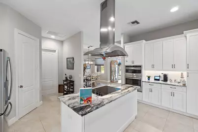 18647 SE Lakeside Drive, Jupiter, FL 33469 - Photo 9