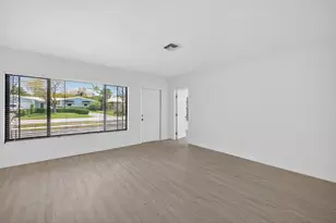 4807 NE 18th Ave, Oakland Park, FL 33334 - Photo 3